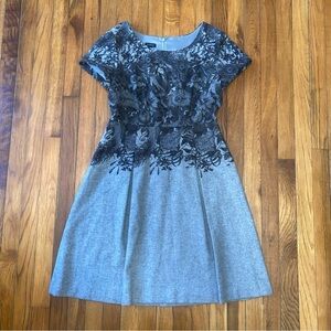 Talbots Wool Blend Short Sleeve Gray Floral Knee Length Dress Size 6